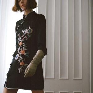 Zara Black Jacquard Long-sleeved Embroidered Floral Mini Dress Woman's Medium.